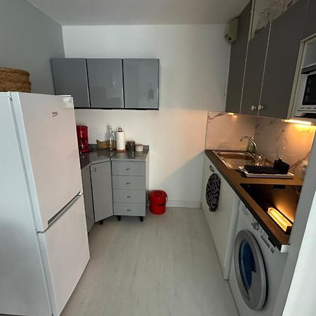 Spacieux Deux Pieces En Front De Mer Pour 4 Personnes Ref Plage 12 Сен-Рафаель Екстер'єр фото